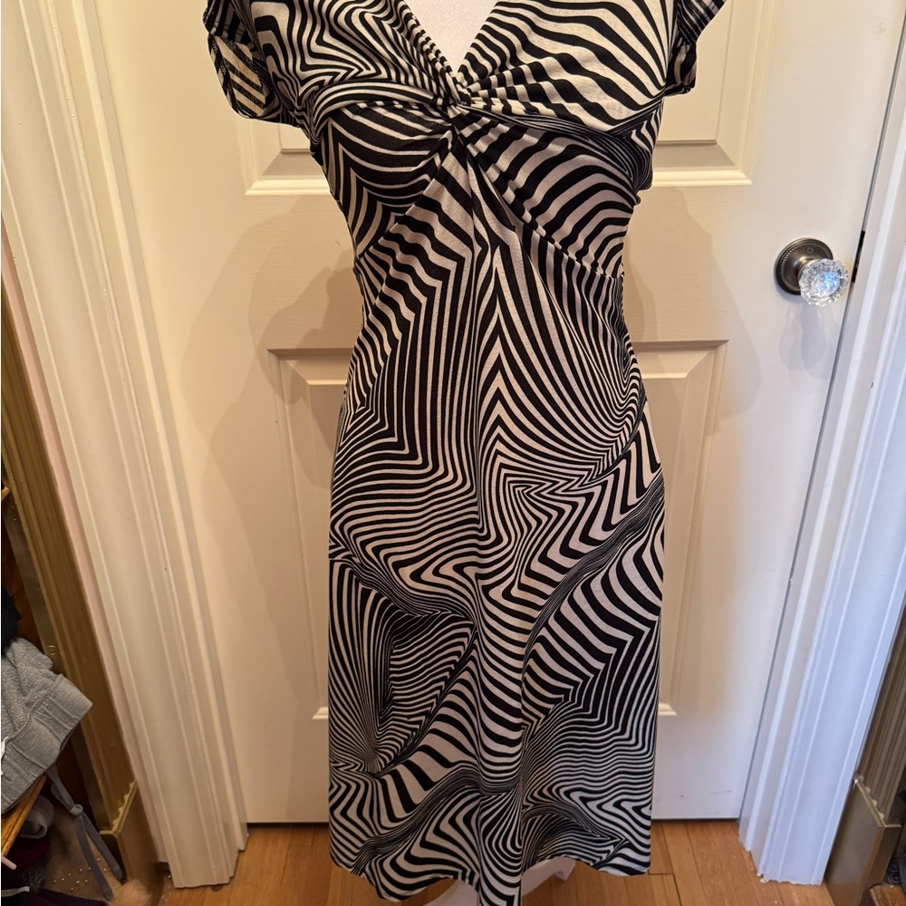 Eight Sixty Black and White Sheath Dress with Sweetheart Neckline